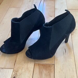 Simply Vera Vera Wang Black Heeled Boots